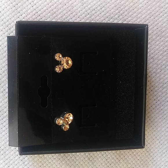 Mickey Mouse Pierced Earrings - Picture 1 of 4